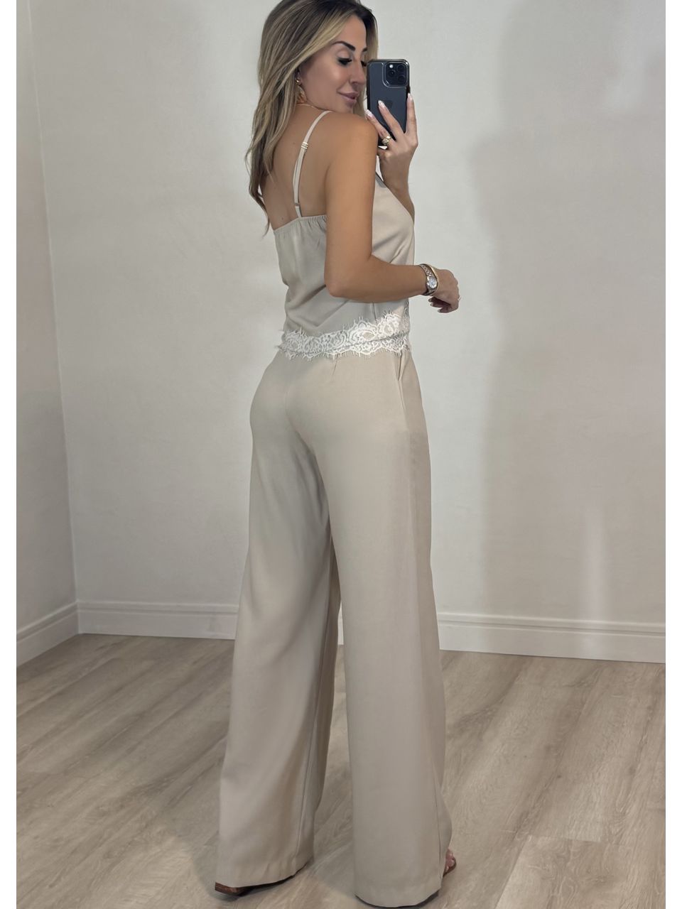 Conjunto Renda Stella