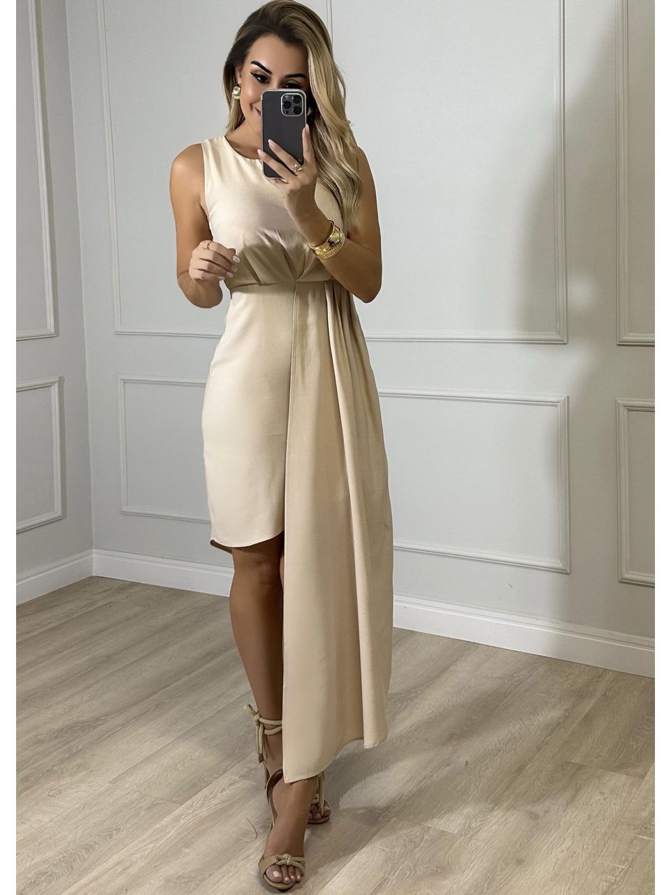 Vestido Assimétrico Virgínia
