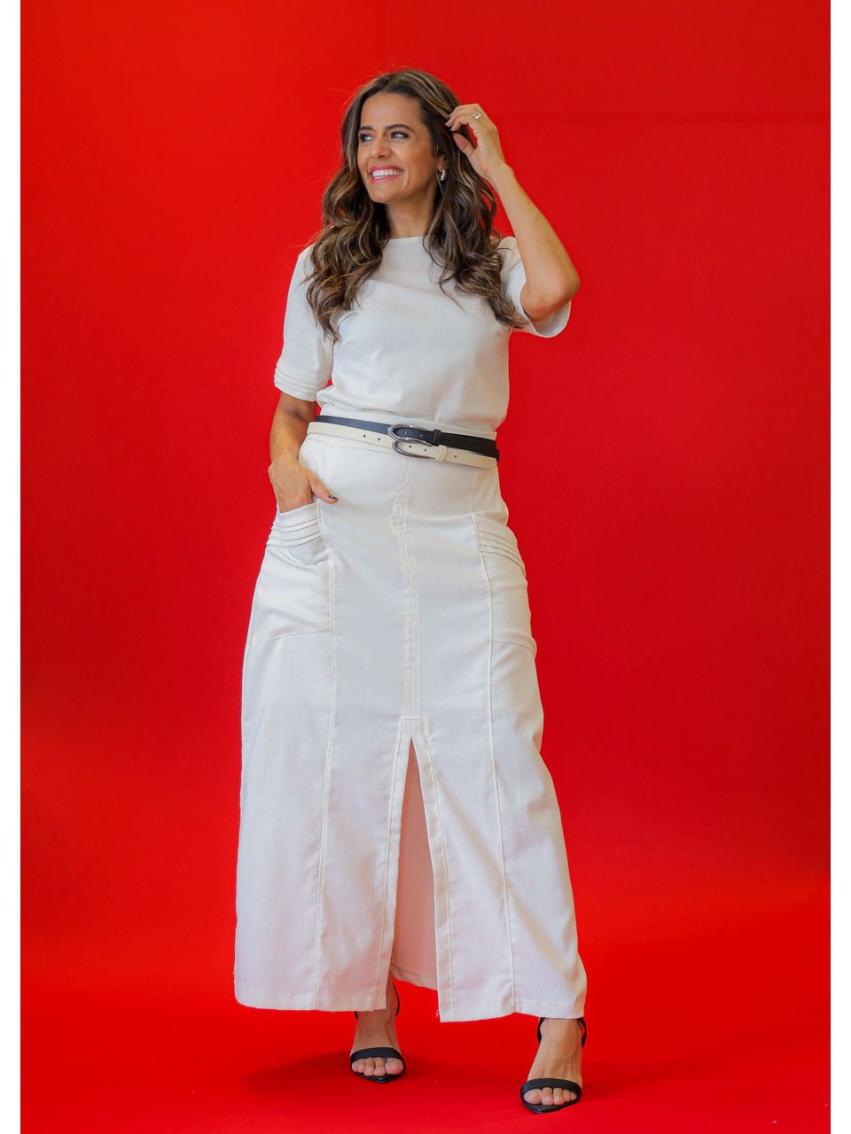 CONJUNTO BLUSA + SAIA LINHO