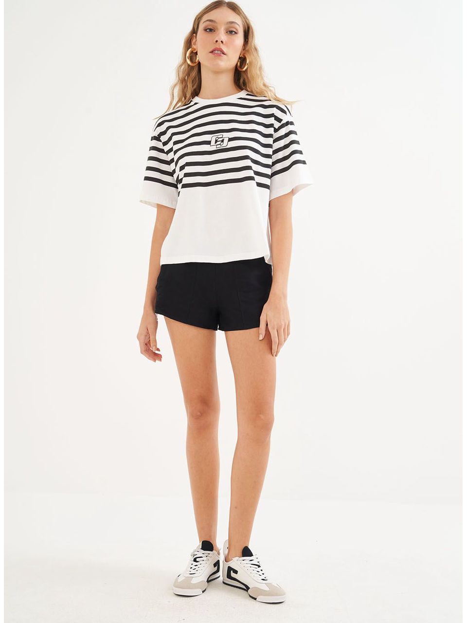 camiseta femenina com listras OFF SHELL