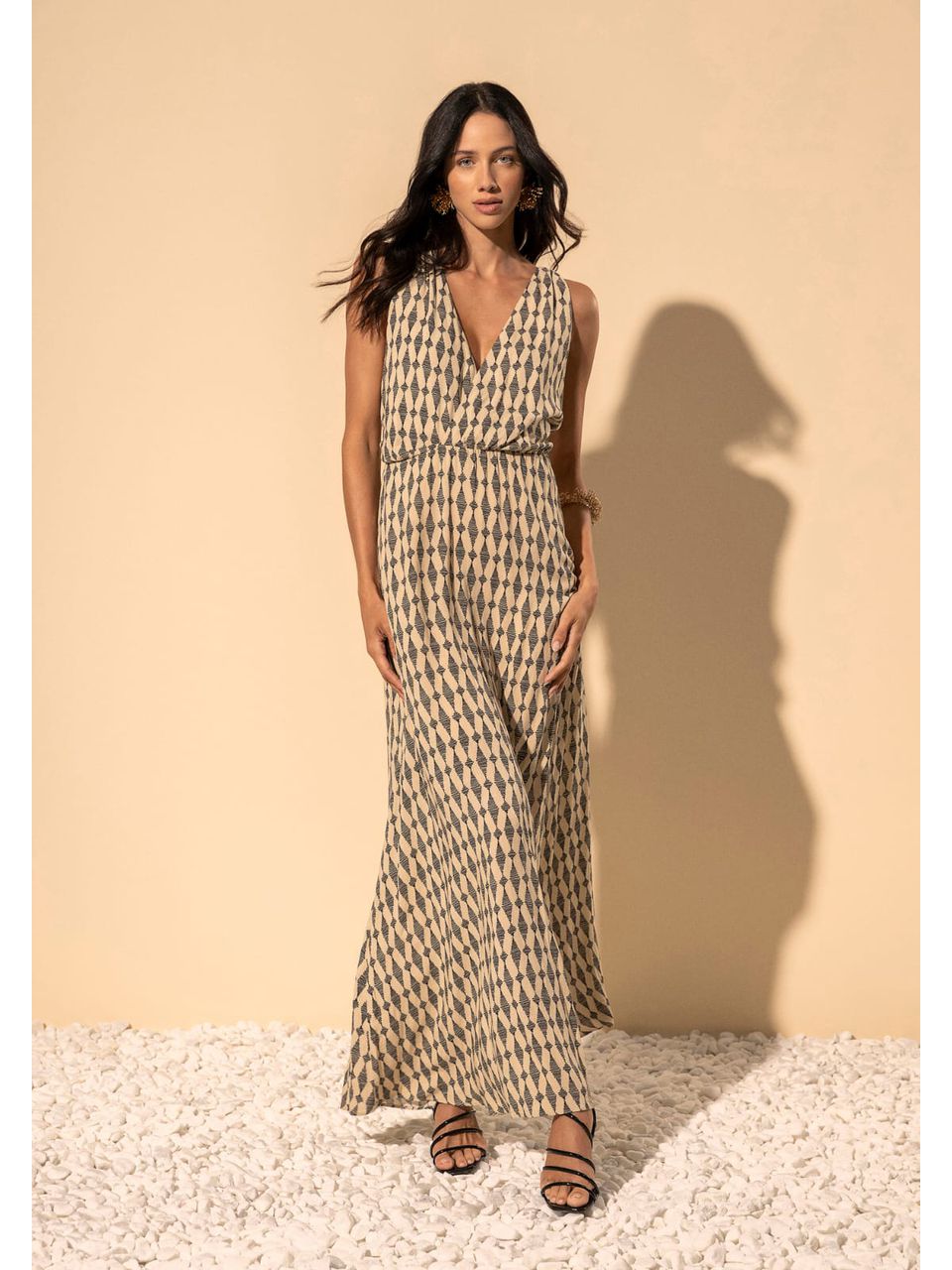 vestido longo estampado BEGE