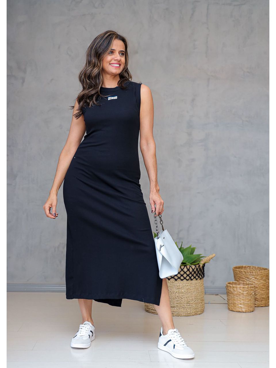 vestido midi PRETO