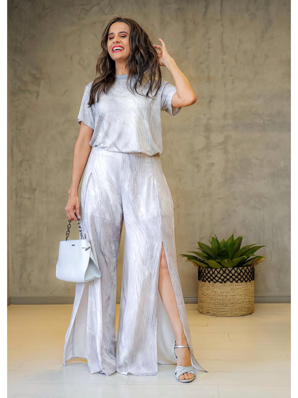 calça pantalona CINZA