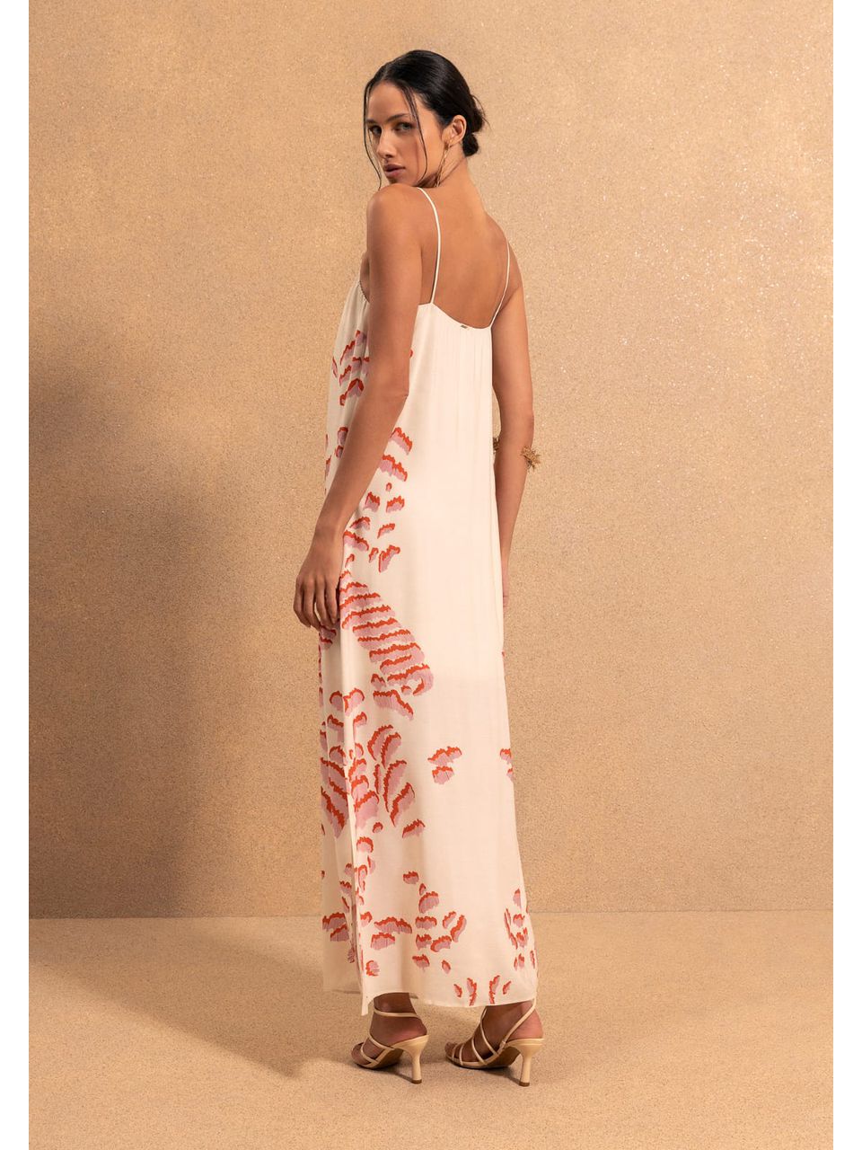 vestido estampado BEGE