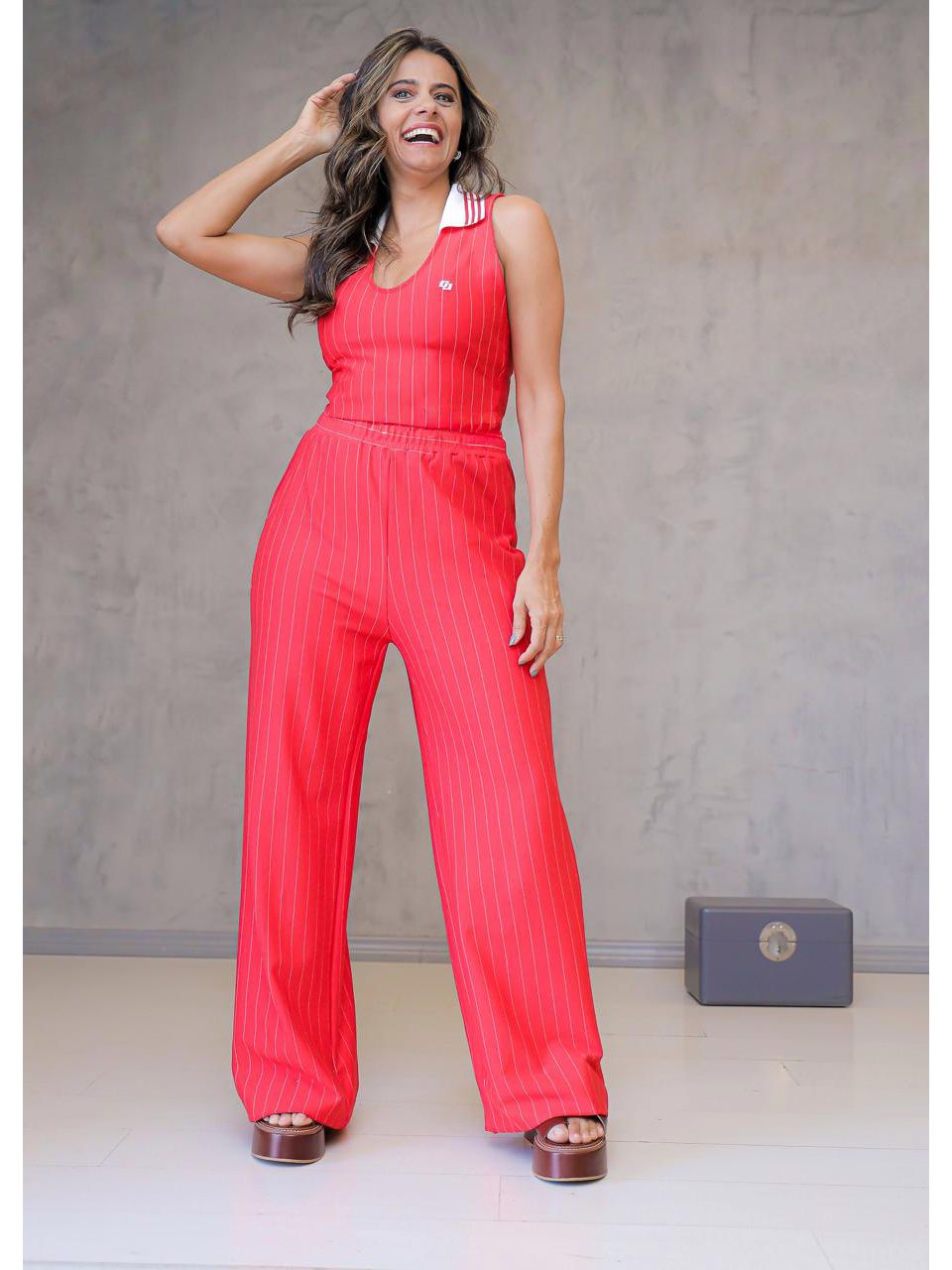 blusa com gola polo colcci LISTRAS