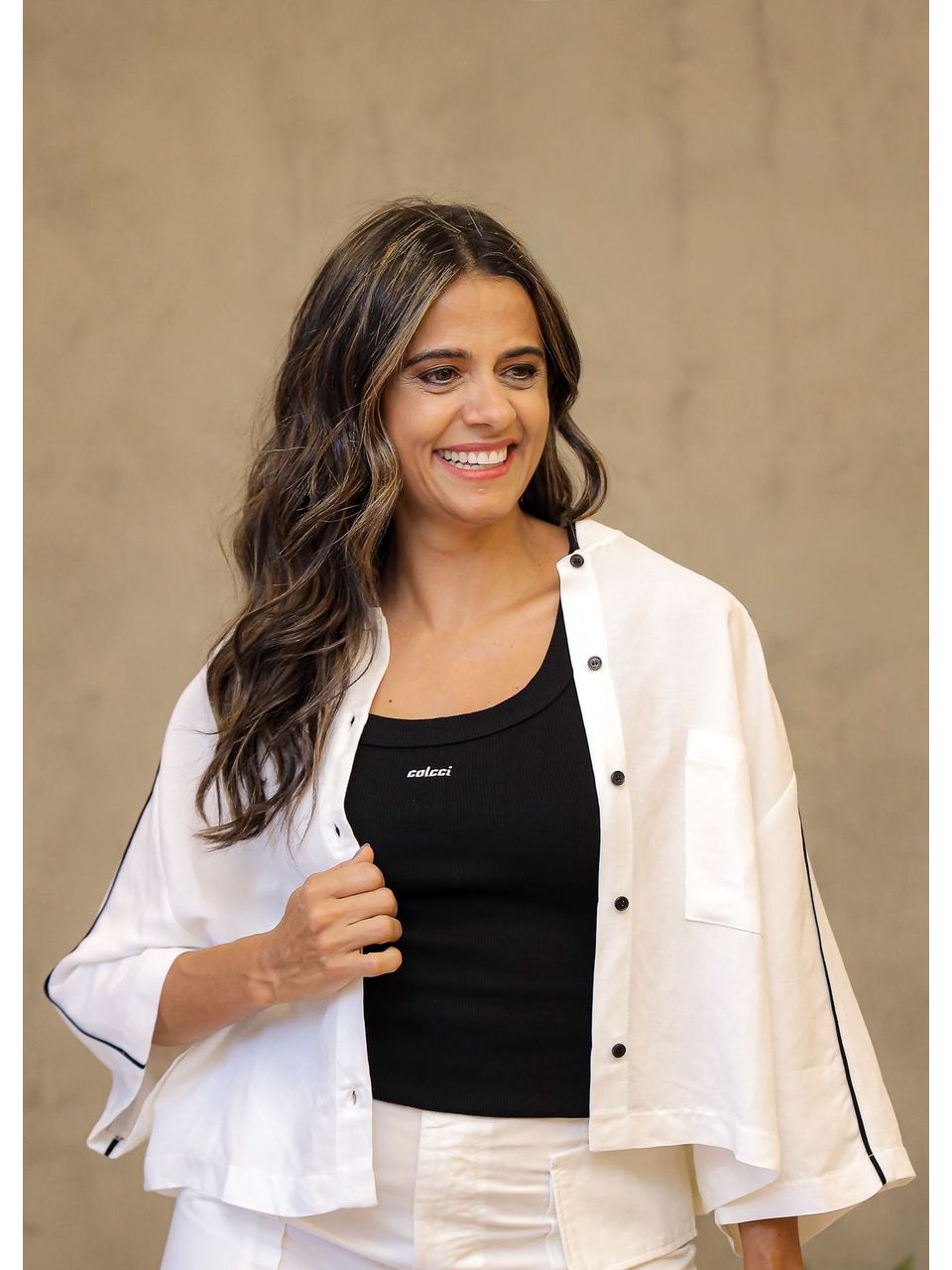 camisa basica colcci BEGE