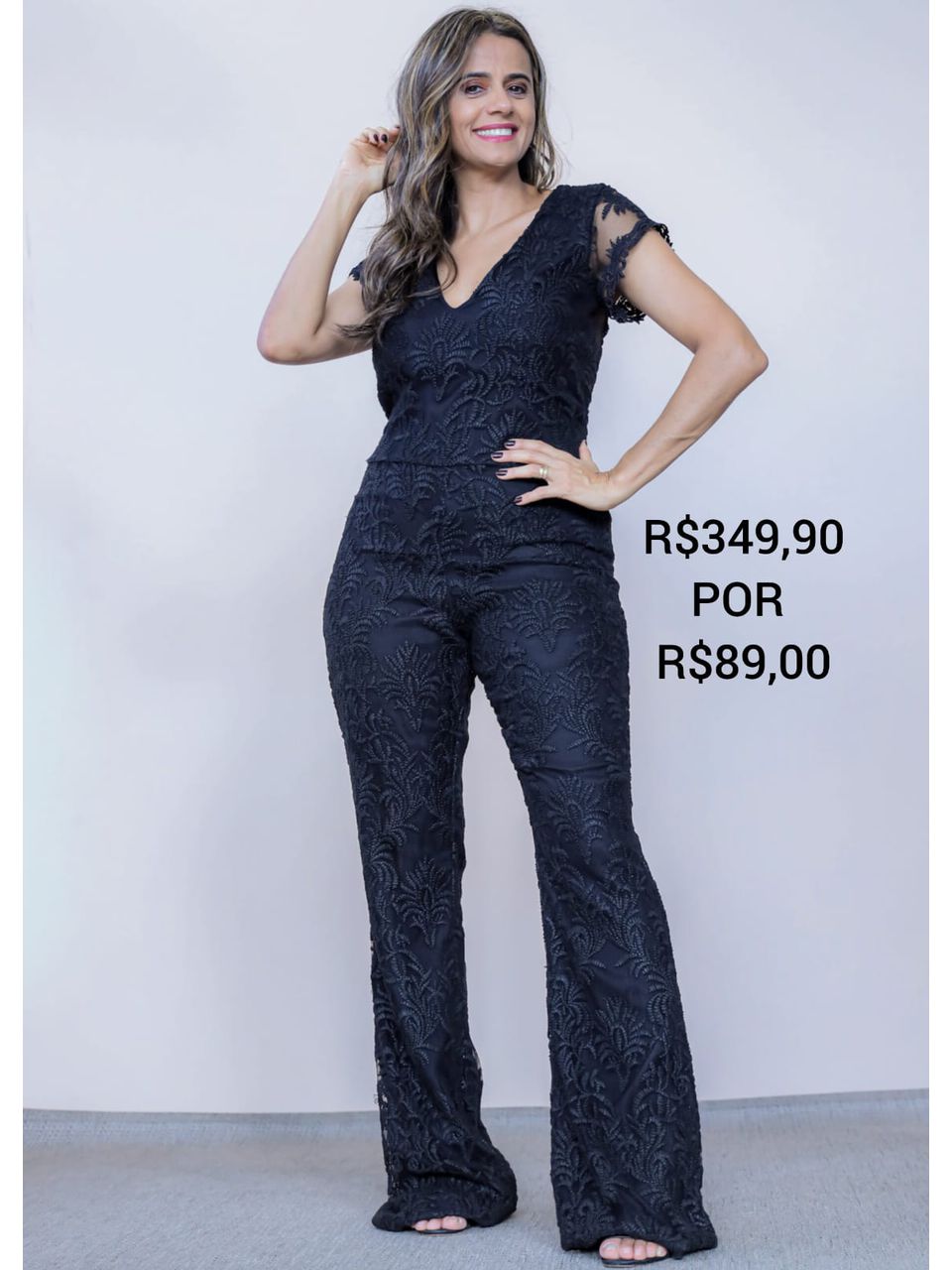 macacão renda decote V COLOR