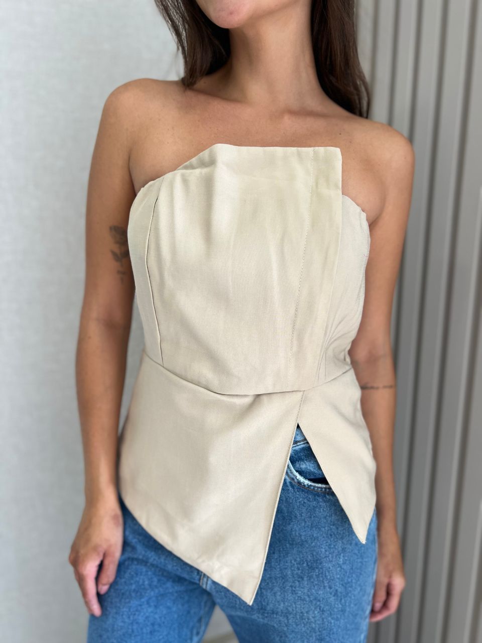 Blusa Cintia Tomara Que Caia Bege - TS Moda Feminina