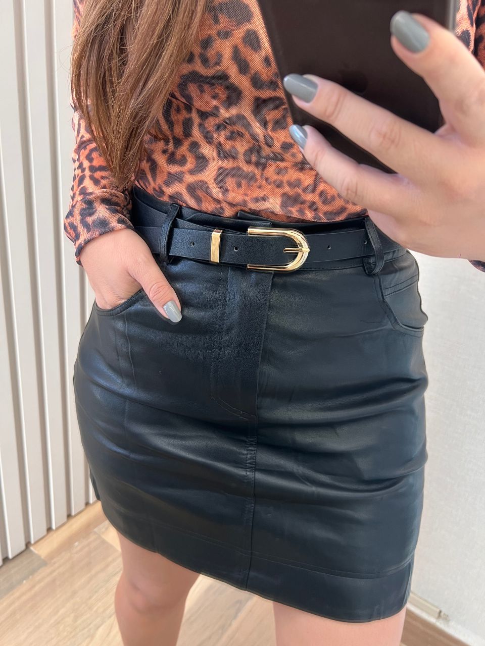 Saia De Courino Com Cinto Preto - TS Moda Feminina