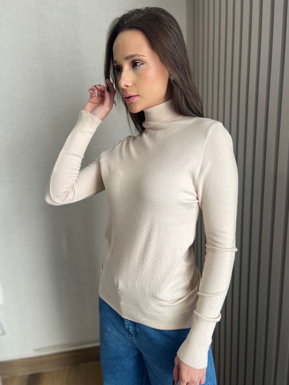 Suéter Tricot Gola Alta Areia - TS Moda Feminina