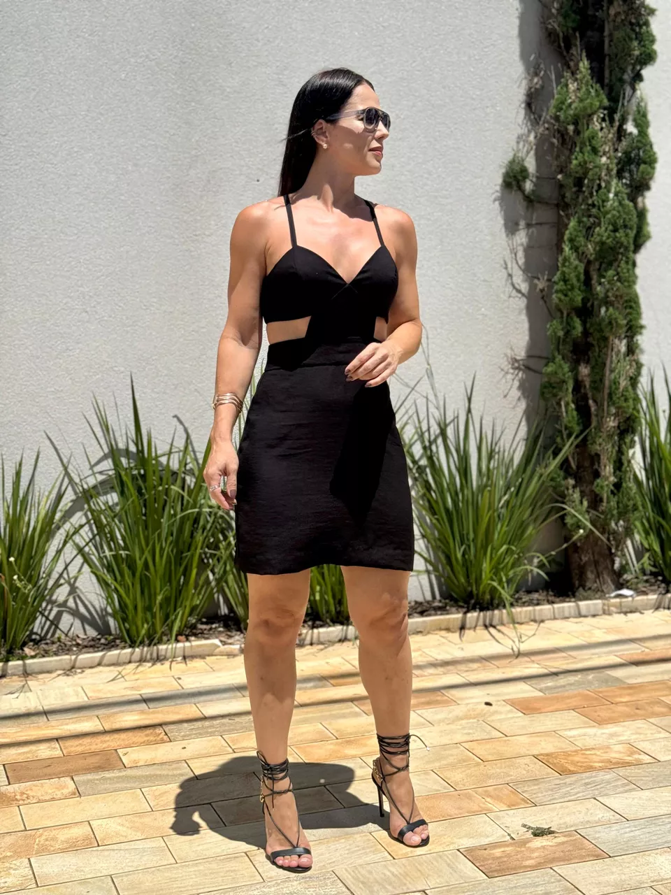 Vestido Curto Fiorella Preto