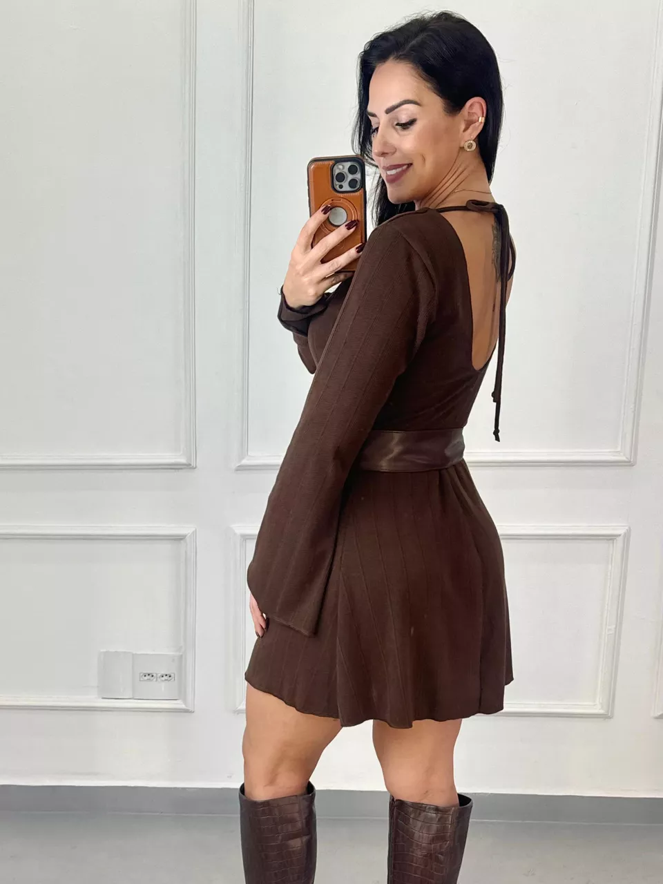 Vestido Manga Longa Flare Evasê Hannah Marrom - Arpaia