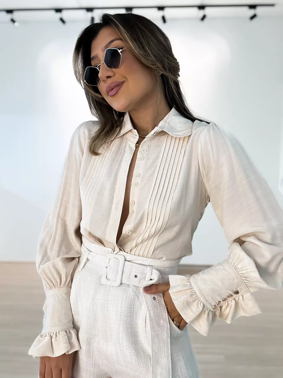 CAMISA VIVI AREIA - 0042970110 - CAROLLA FERRARO