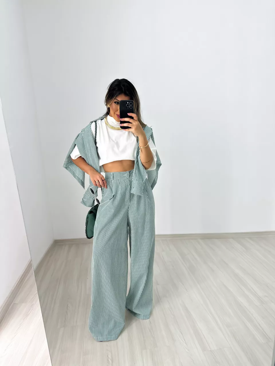 CALÇA ARIEL LISTRADA VERDE