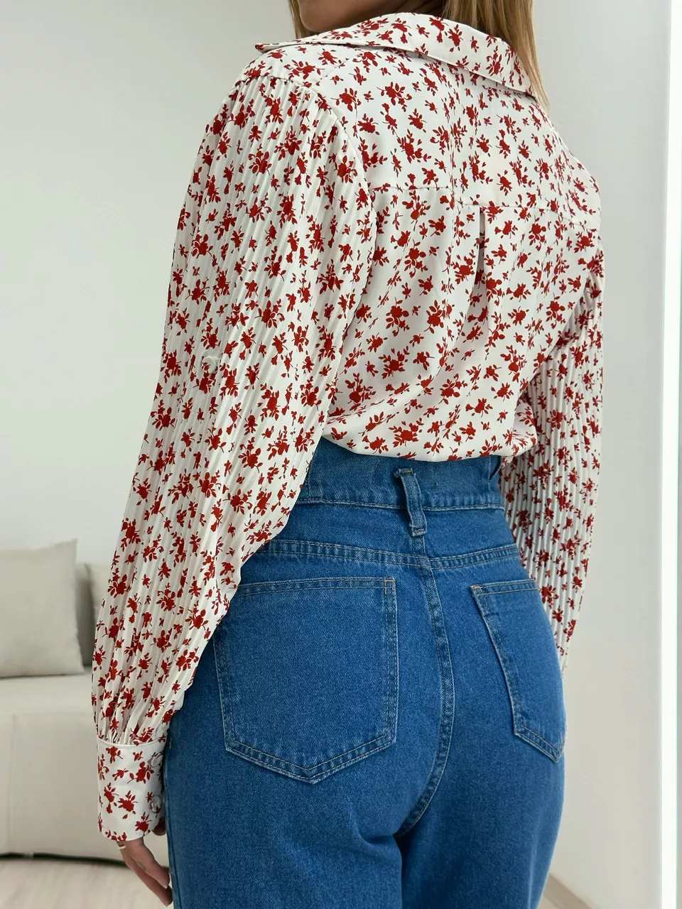 CAMISA FLORAL MANGA PLISSADA OFF/VERMELHO