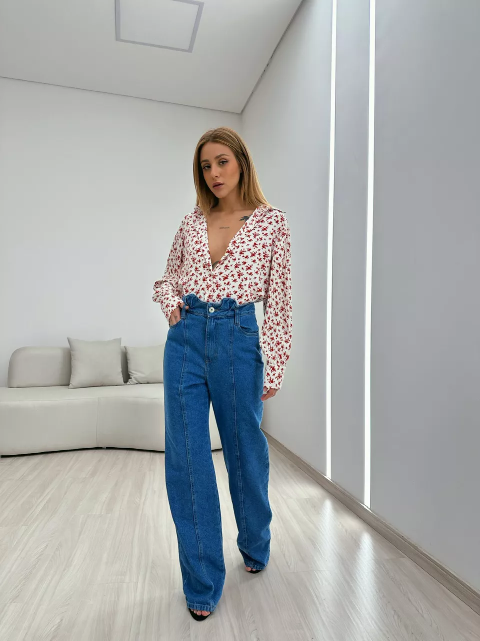 CAMISA FLORAL MANGA PLISSADA OFF/VERMELHO