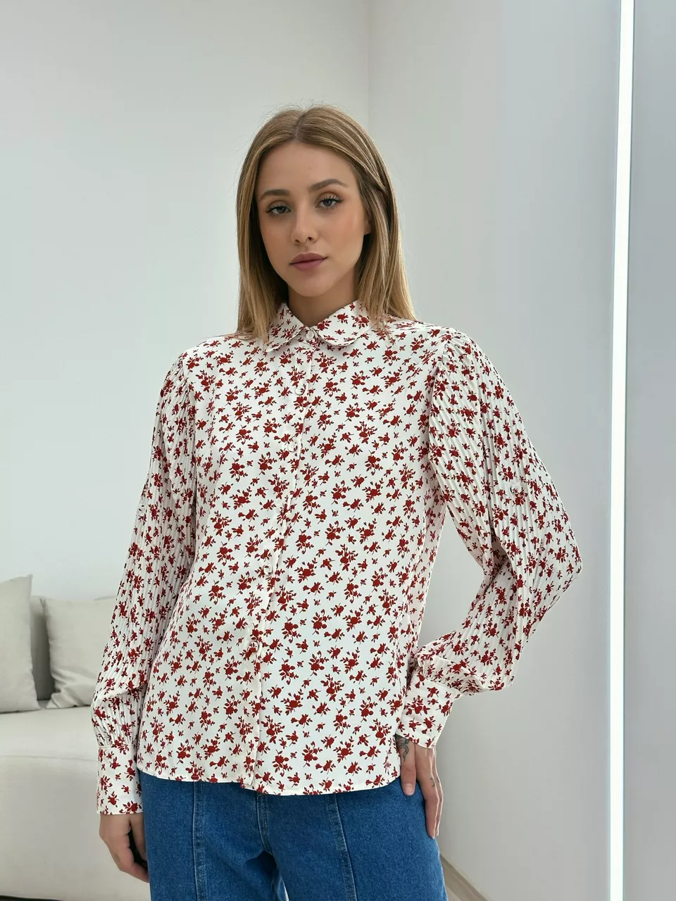 CAMISA FLORAL MANGA PLISSADA OFF/VERMELHO