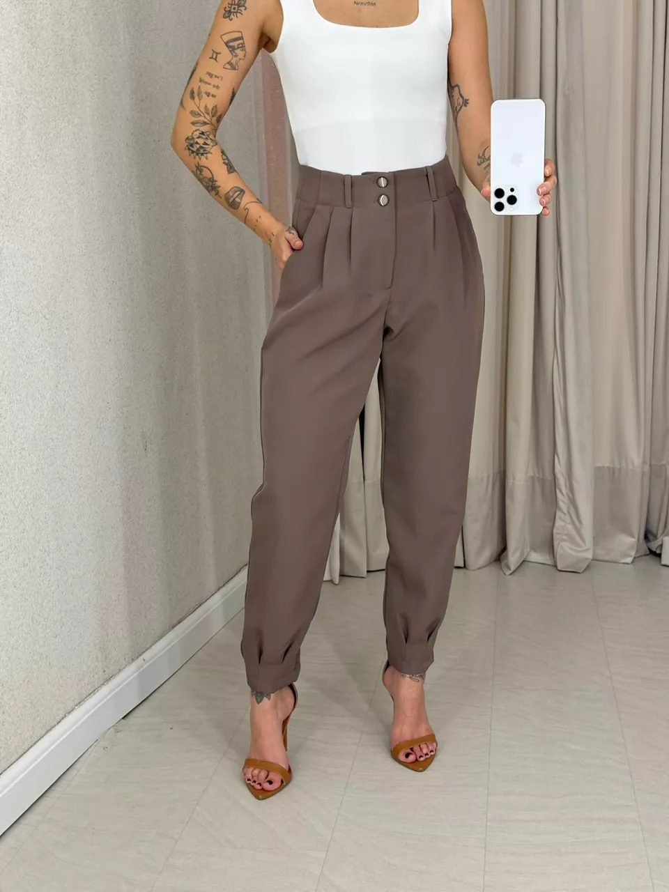 CALÇA SANDRA CENOURA CAQUI