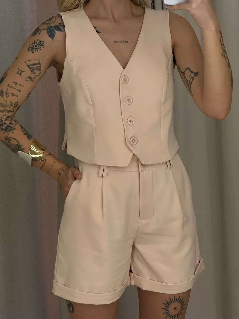 CONJUNTO ANA JÚLIA SHORT AREIA