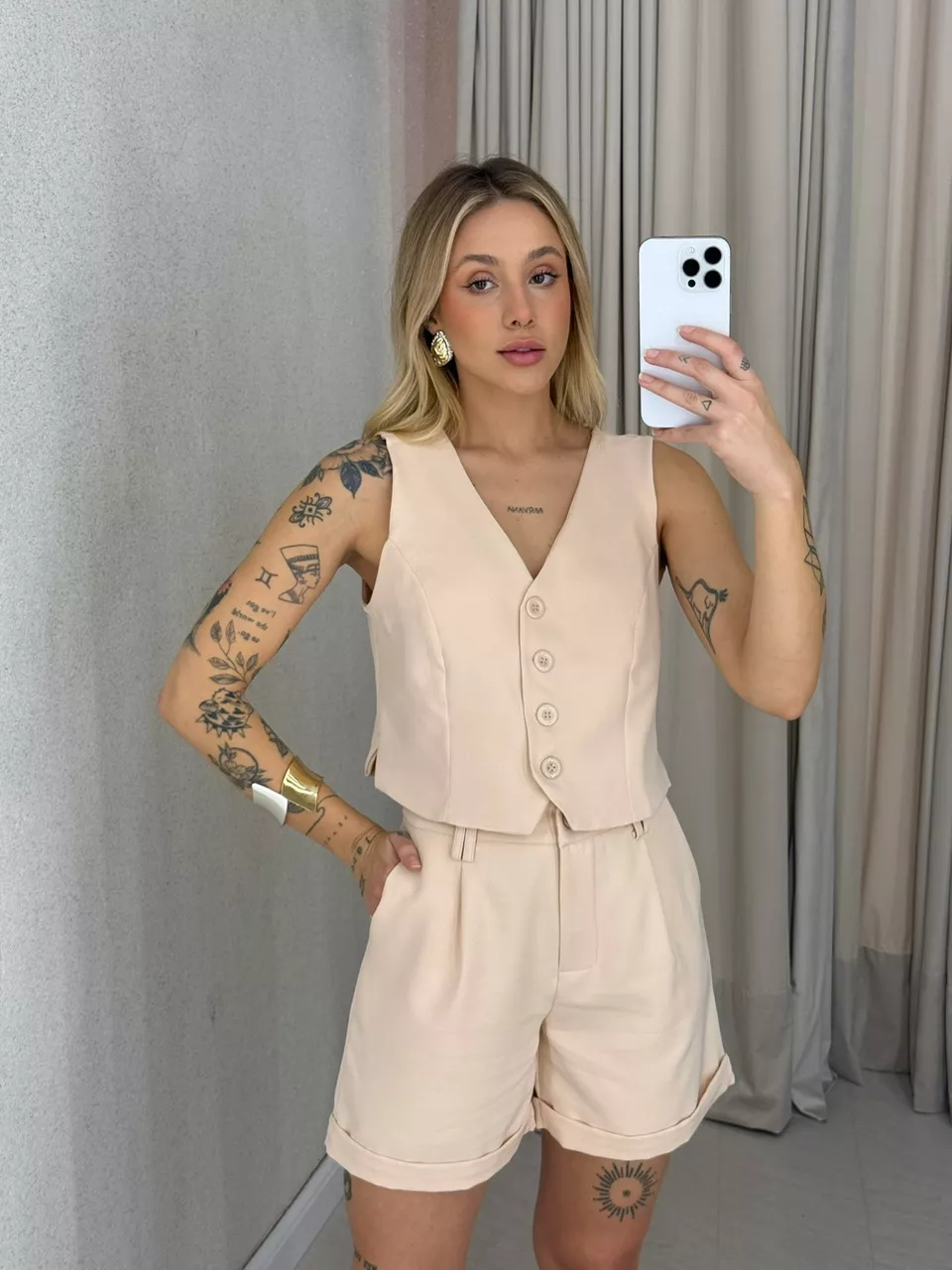 CONJUNTO ANA JÚLIA SHORT AREIA