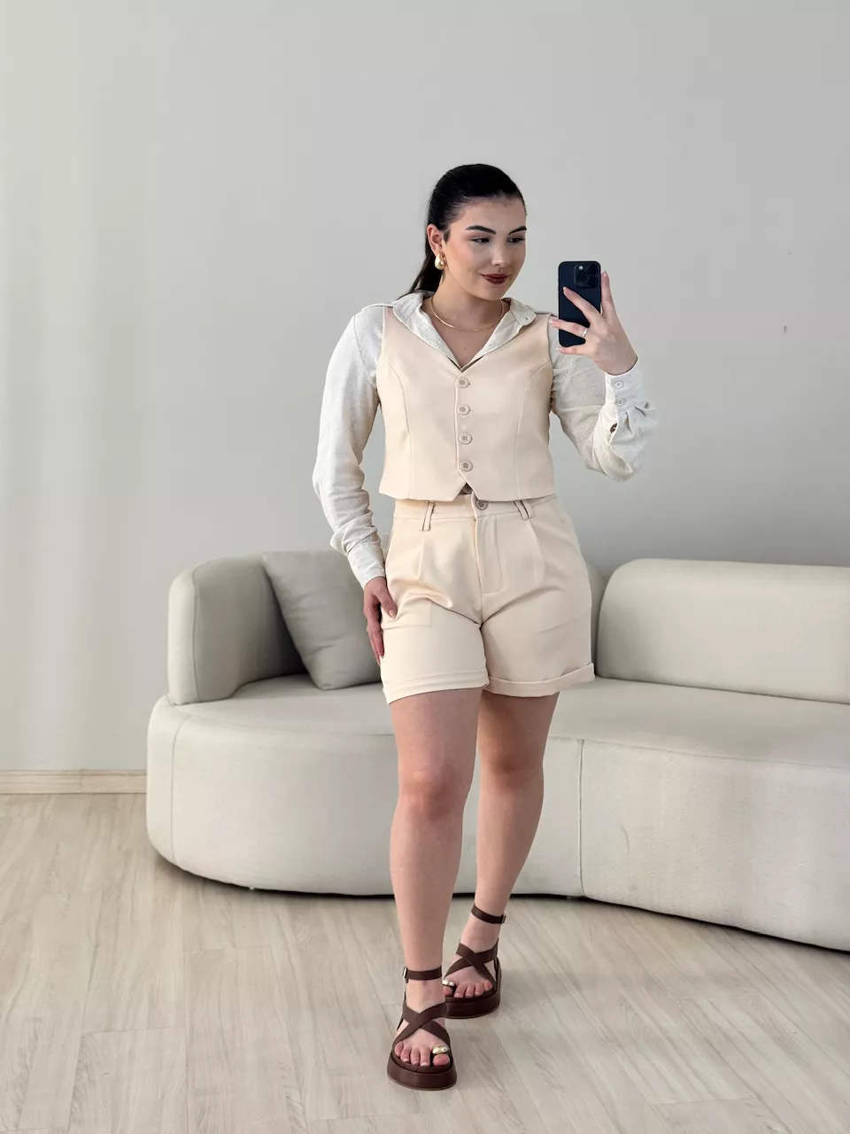 CONJUNTO ANA JÚLIA SHORT AREIA