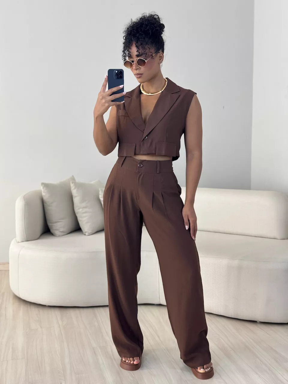 CONJUNTO OLÍVIA CALÇA MARROM - 0063860054 - CAROLLA FERRARO