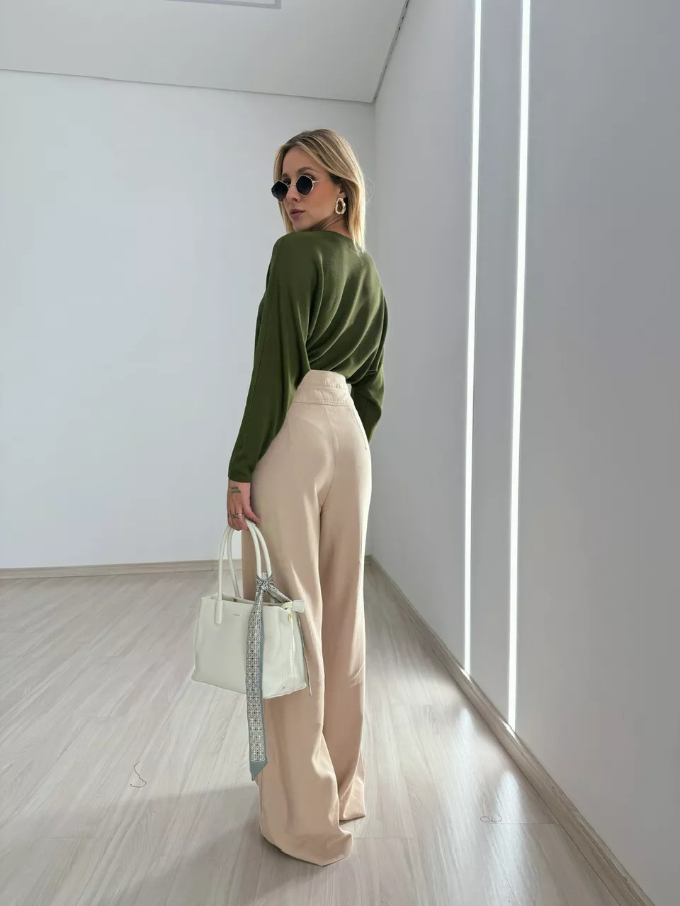 BLUSA CÁTIA MANGA LONGA VERDE OLIVA