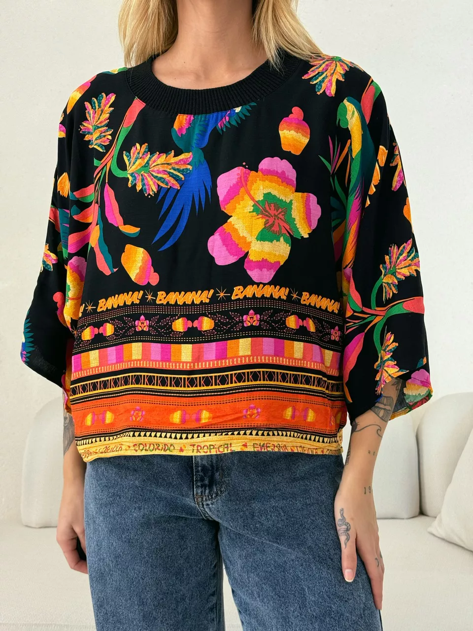 CROPPED FLORA ESTAMPADO PRETO