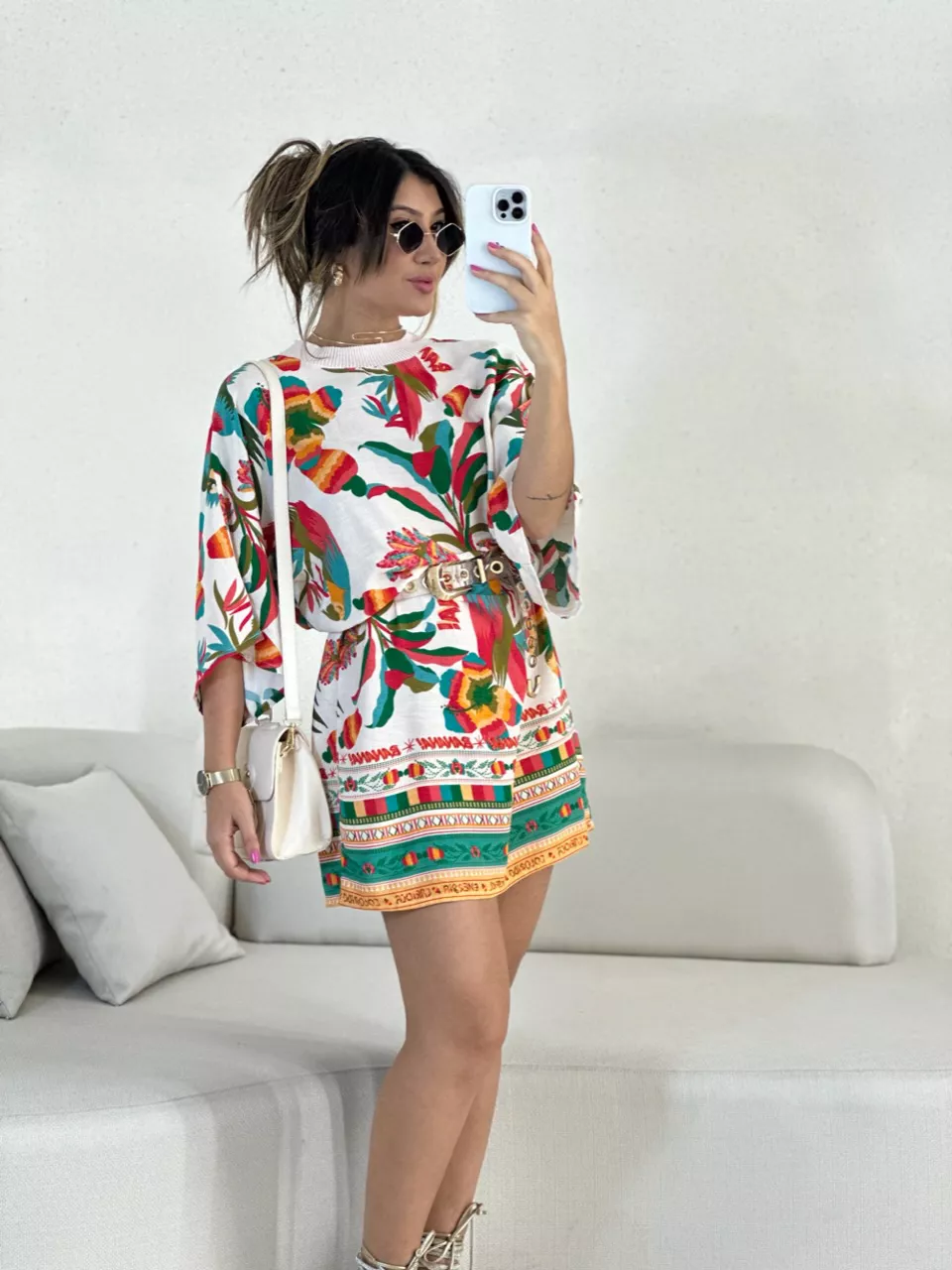 VESTIDO ESTAMPA ARARA OFF