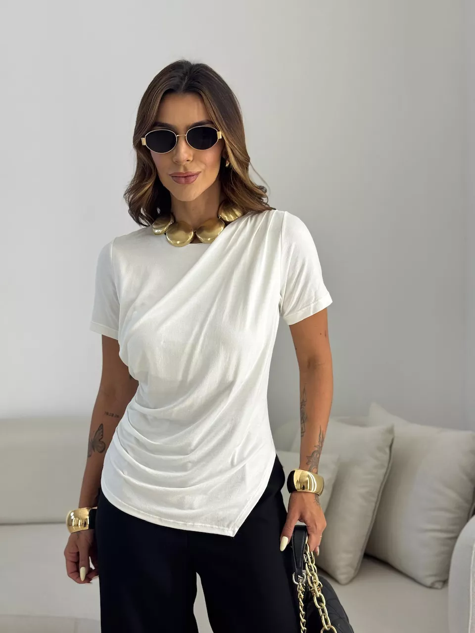 BLUSA LIA DRAPEADA OFF - 0068390048 - CAROLLA FERRARO