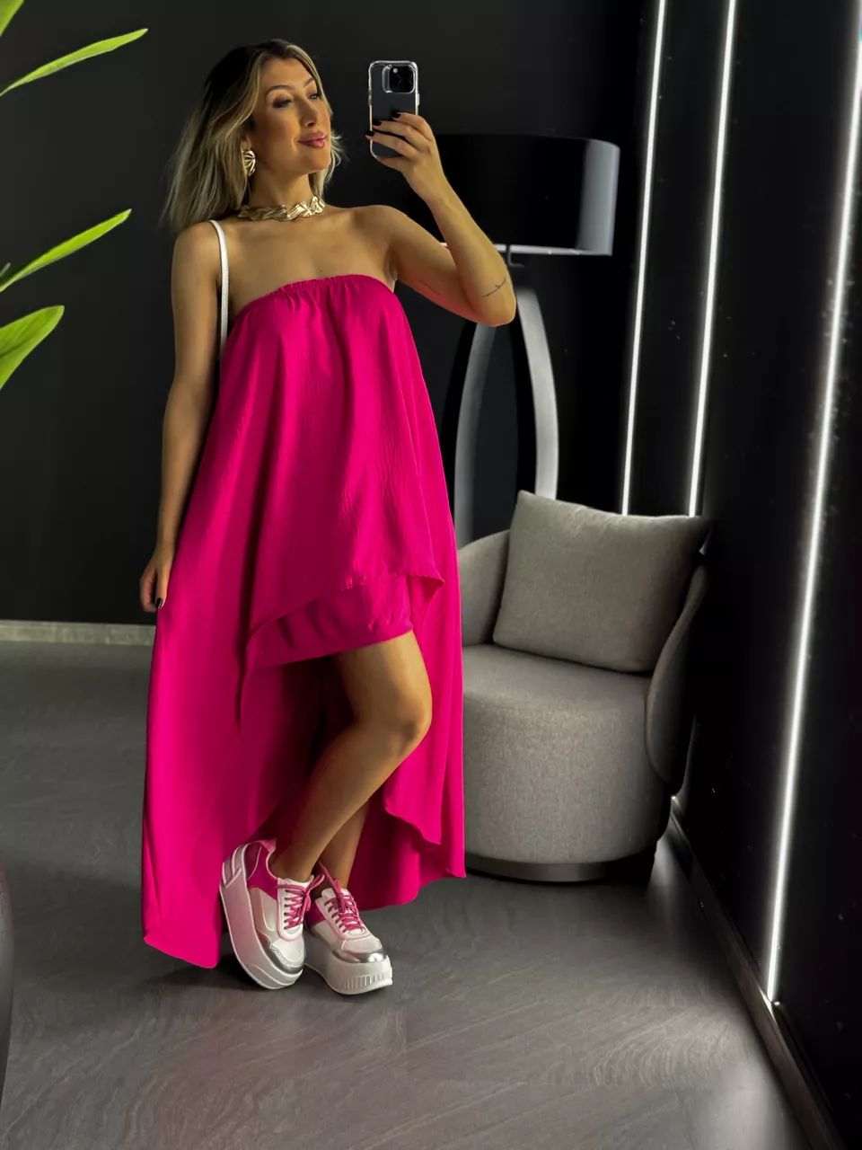 VESTIDO GABI TOMARA QUE CAIA ROSA ESCURO