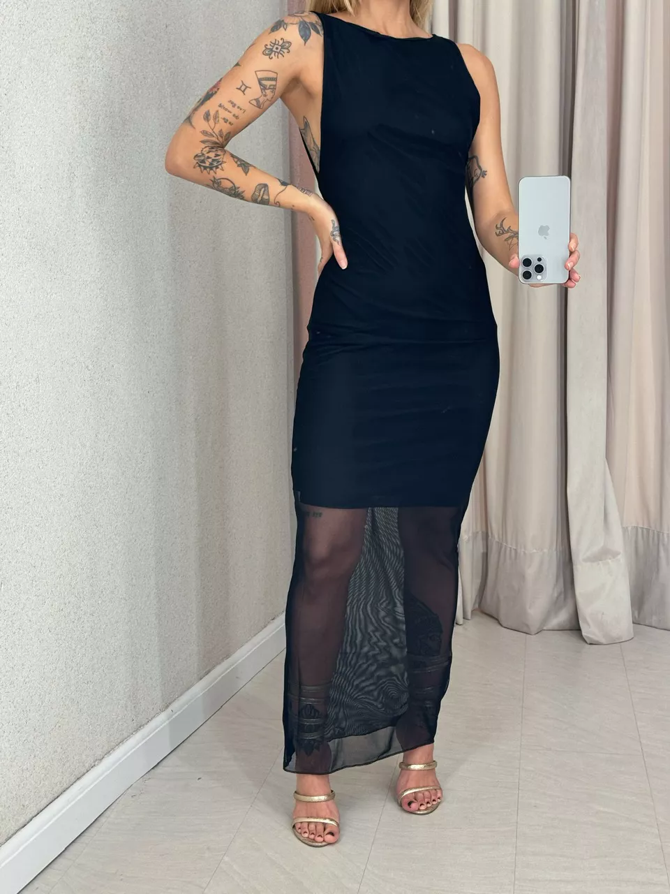 VESTIDO CAVADO TULE preto