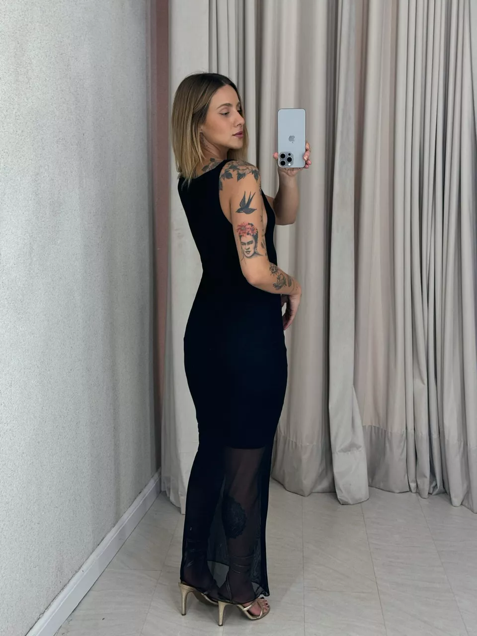 VESTIDO CAVADO TULE preto