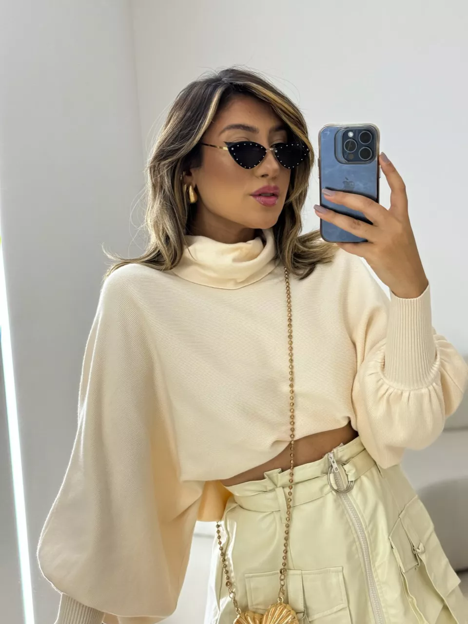 BLUSA MODAL GOLA ALTA MARFIM