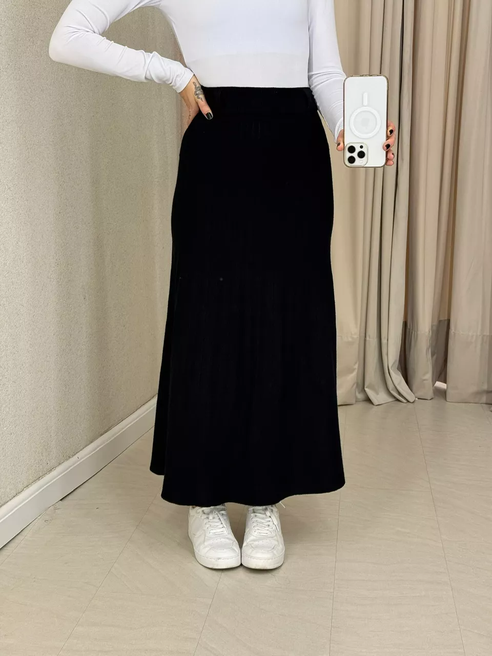 SAIA DIVA TRICOT PRETA - 0065300033 - CAROLLA FERRARO