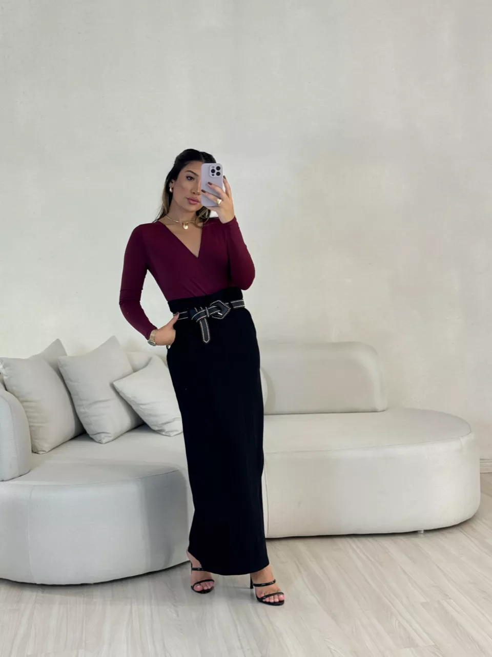 SAIA LAÍS CINTO PRETA - 0053780033 - CAROLLA FERRARO