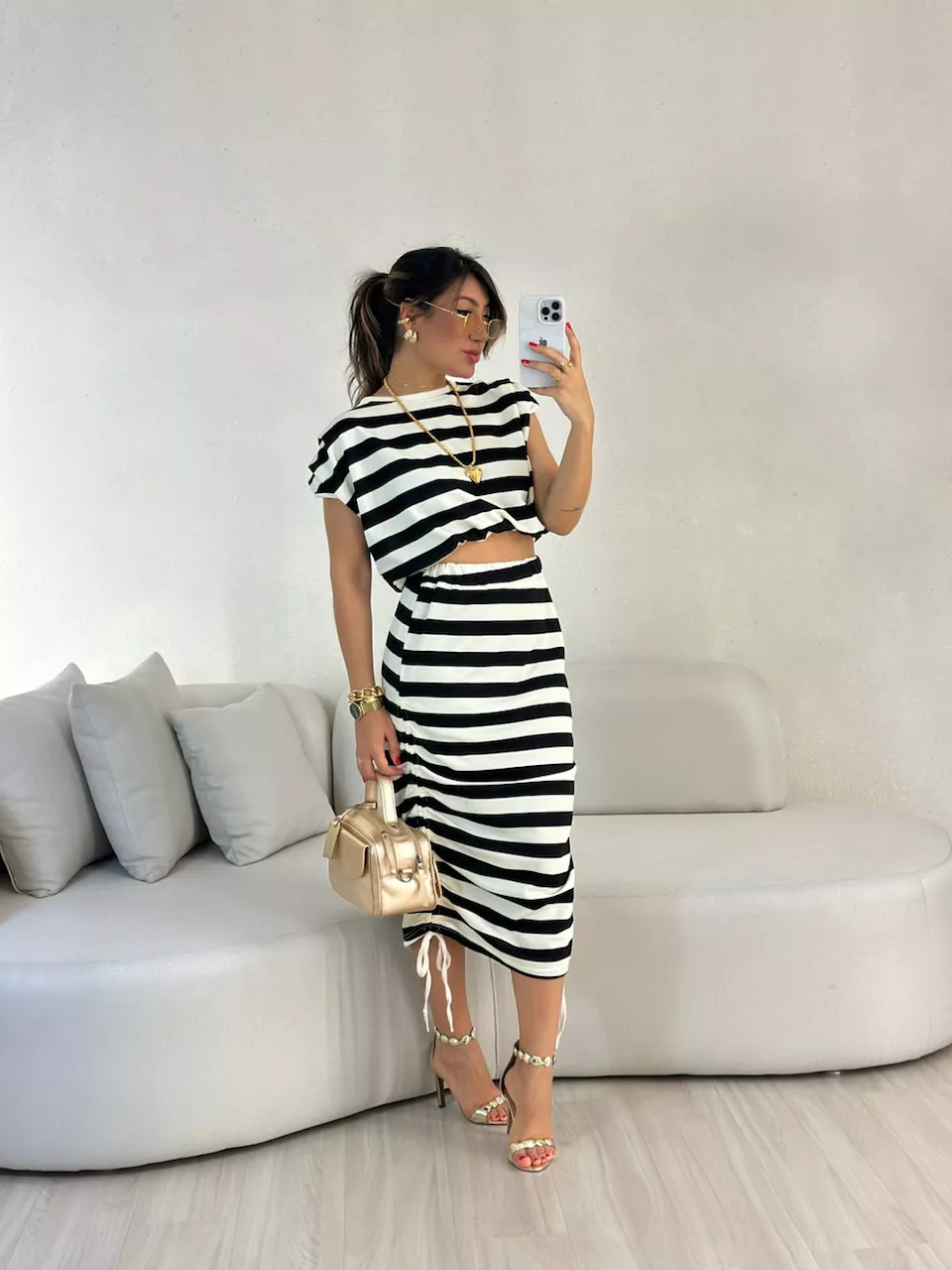 SAIA LETÍCIA MIDI LISTRAS Preta - 0056000033 - CAROLLA FERRARO