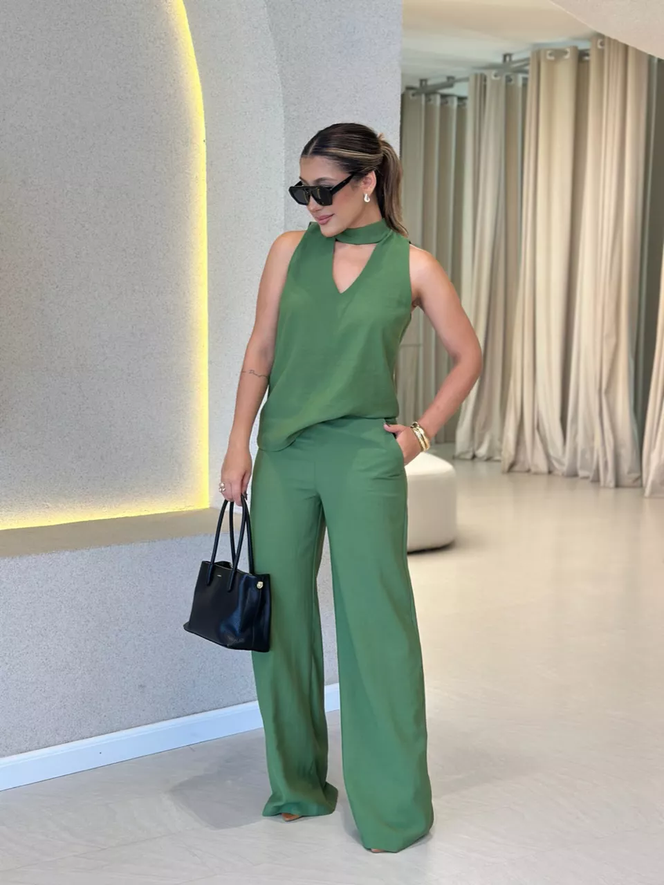 CONJUNTO ROSANA CALÇA VERDE - 0060820014 - CAROLLA FERRARO