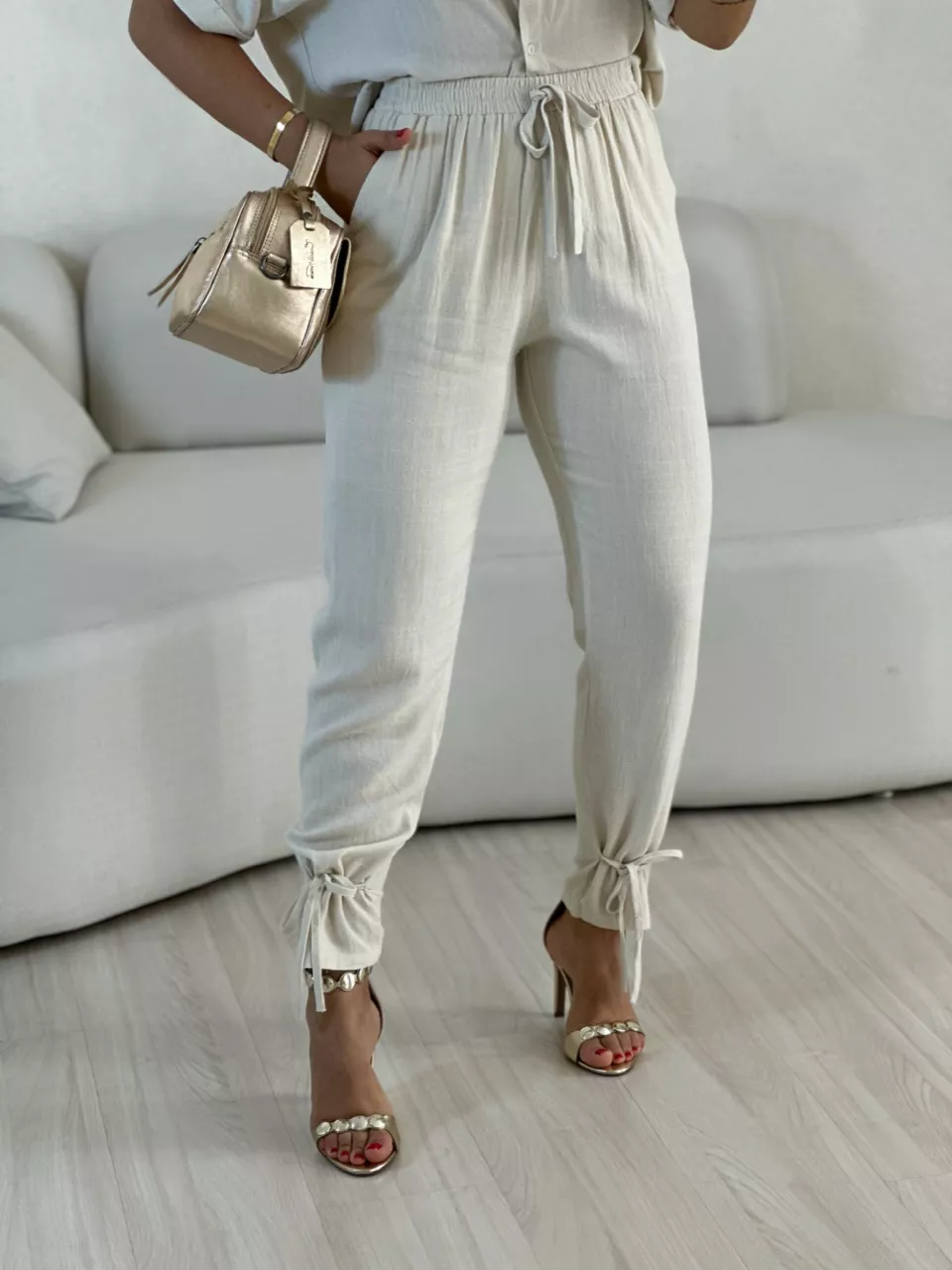 CALÇA CATARINA AMARRAÇÃO CRU - 0056050132 - CAROLLA FERRARO