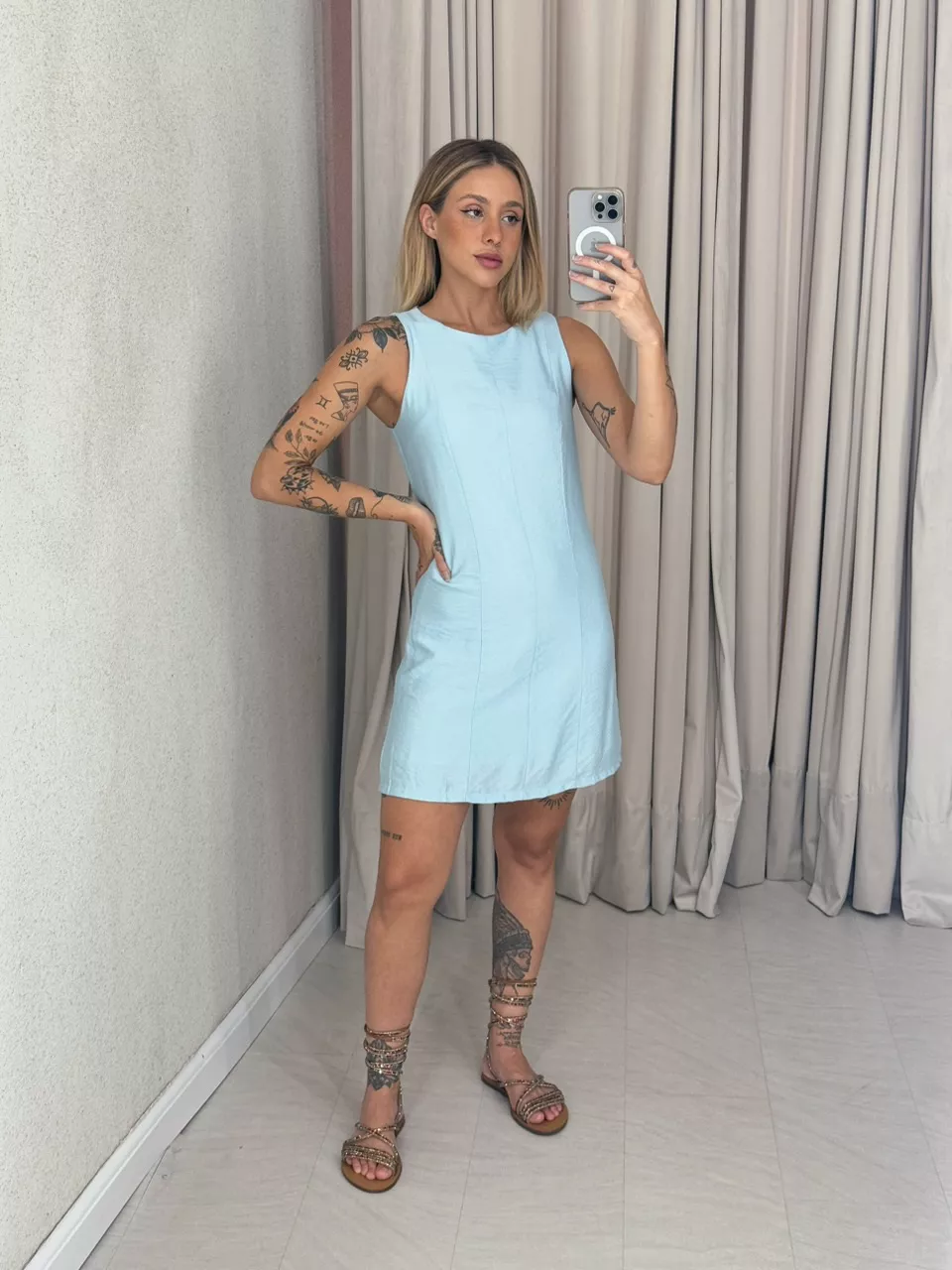 VESTIDO JOANA CURTO AZUL