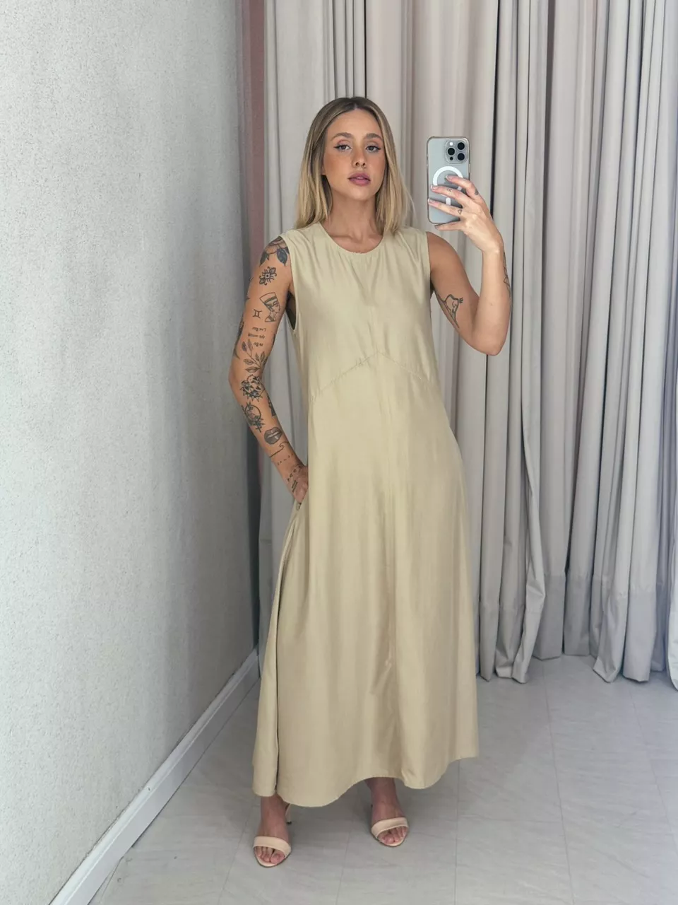 VESTIDO MARÍLIA LONGUETE NUDE - 0059080049 - CAROLLA FERRARO