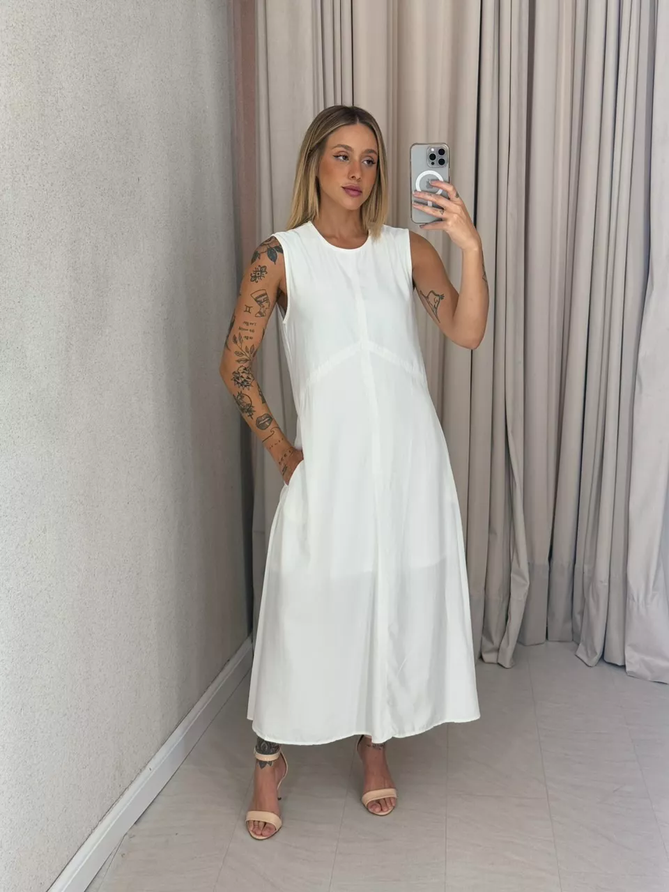 VESTIDO MARÍLIA LONGUETE OFF - 0059080048 - CAROLLA FERRARO
