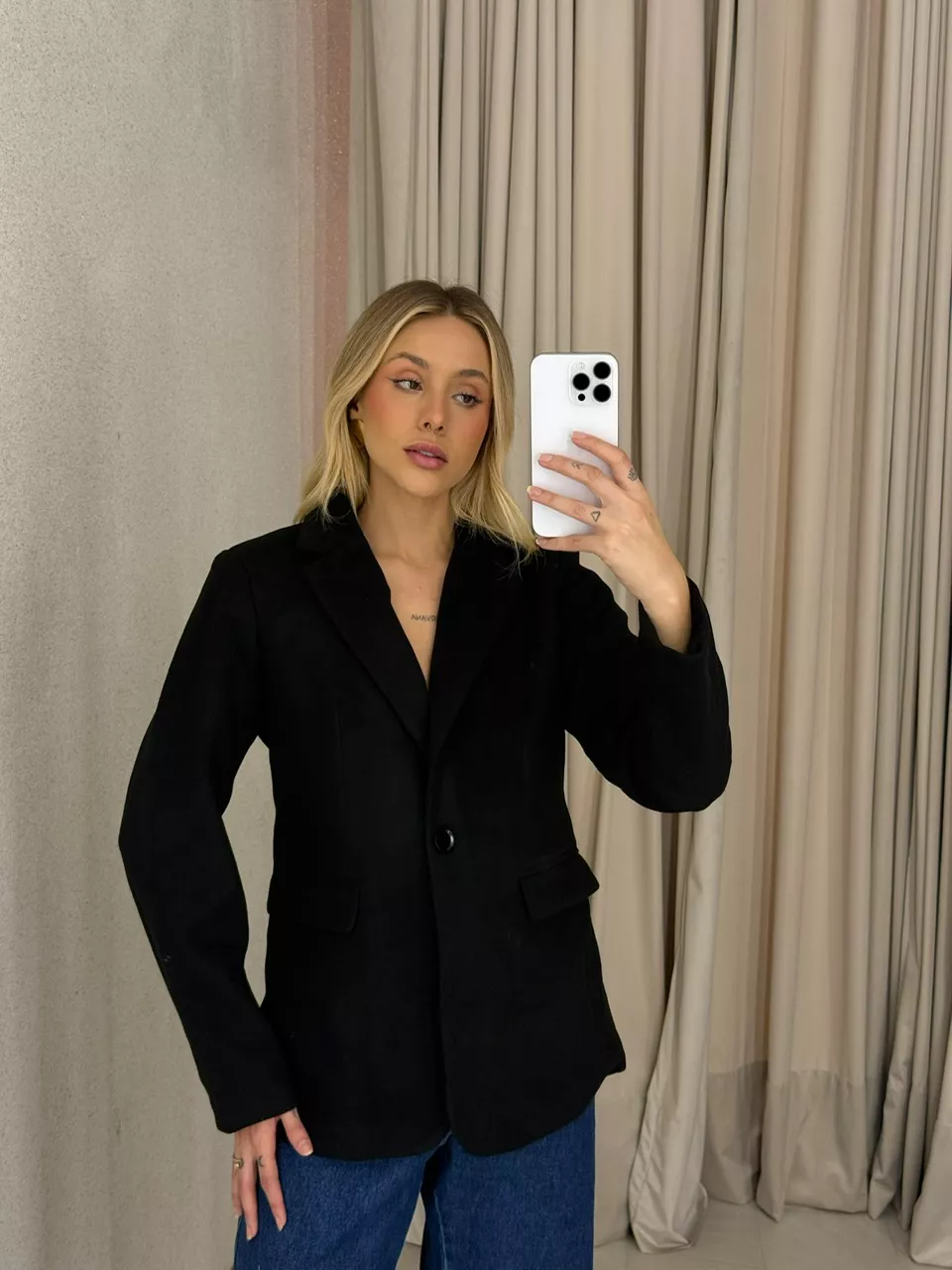 BLAZER CÁSSIA LÃ BATIDA PRETO