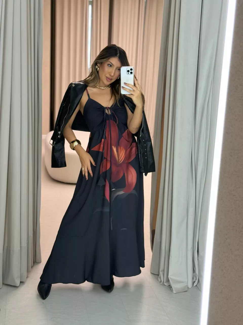 VESTIDO NÍDIA FLOR PRETO - 0064060032 - CAROLLA FERRARO