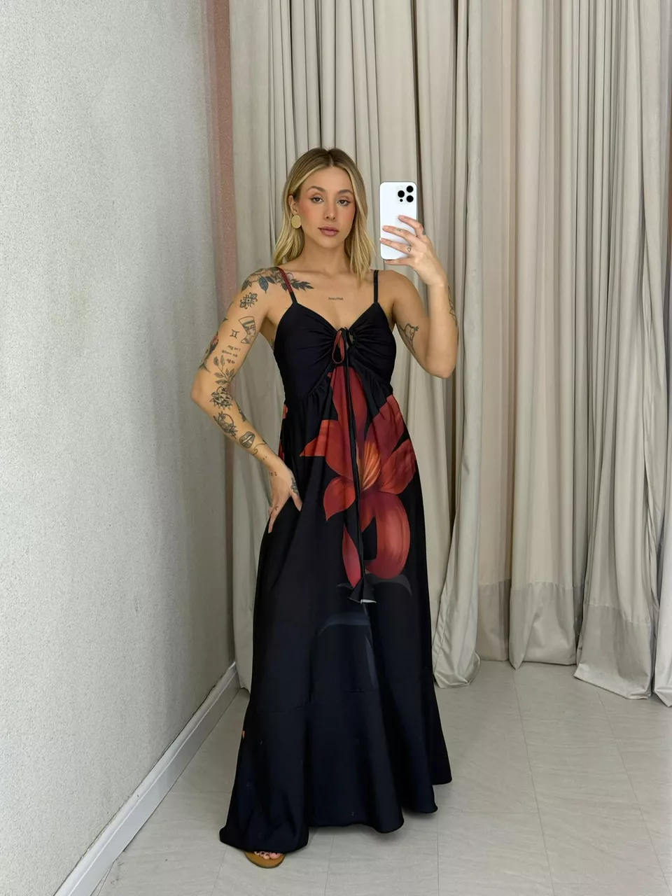 VESTIDO NÍDIA FLOR PRETO