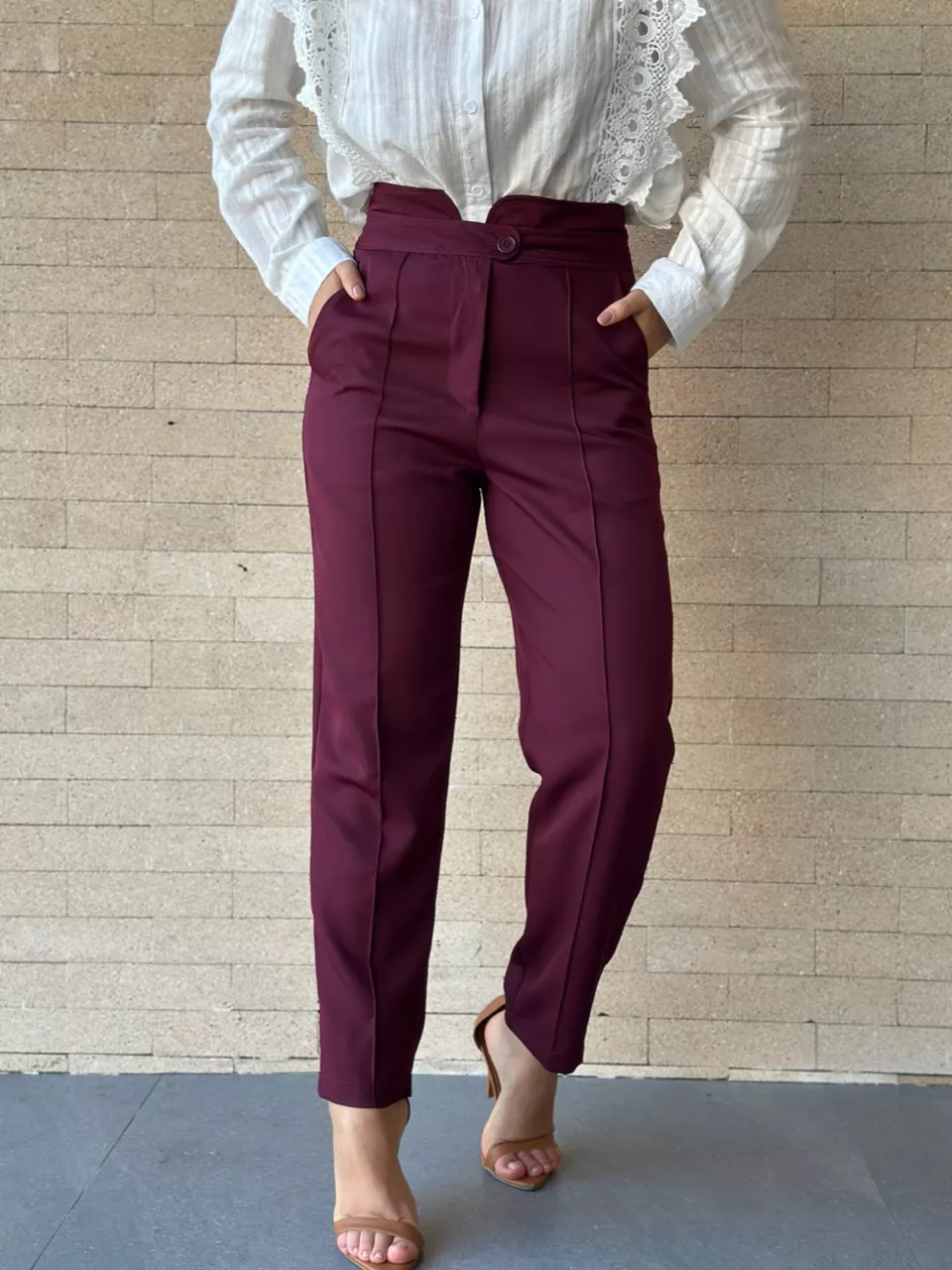 CALÇA ANDREZA SKINNY VINHO