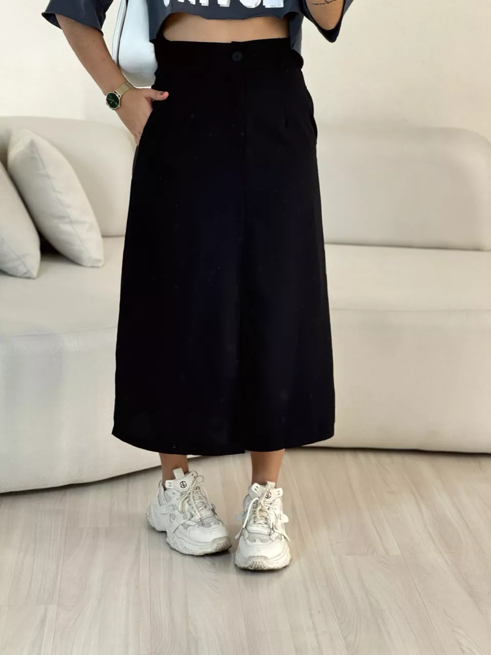 SAIA YASMIM MIDI Preta - 0055000033 - CAROLLA FERRARO