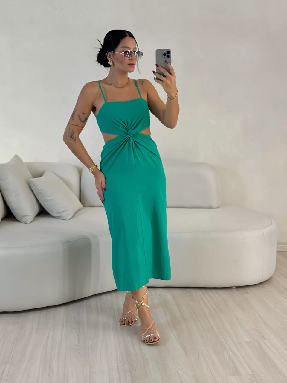 VESTIDO ELIZABETH COSTAS ABERTA VERDE - 0056120014 - CAROLLA FERRARO