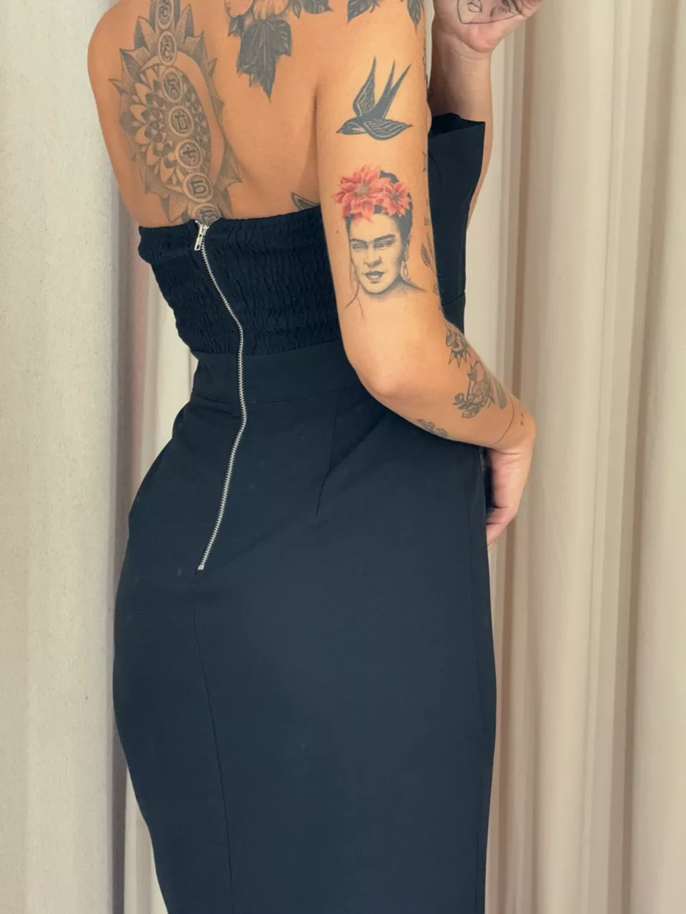 VESTIDO AMÁLIA TOMARA QUE CAIA PRETO