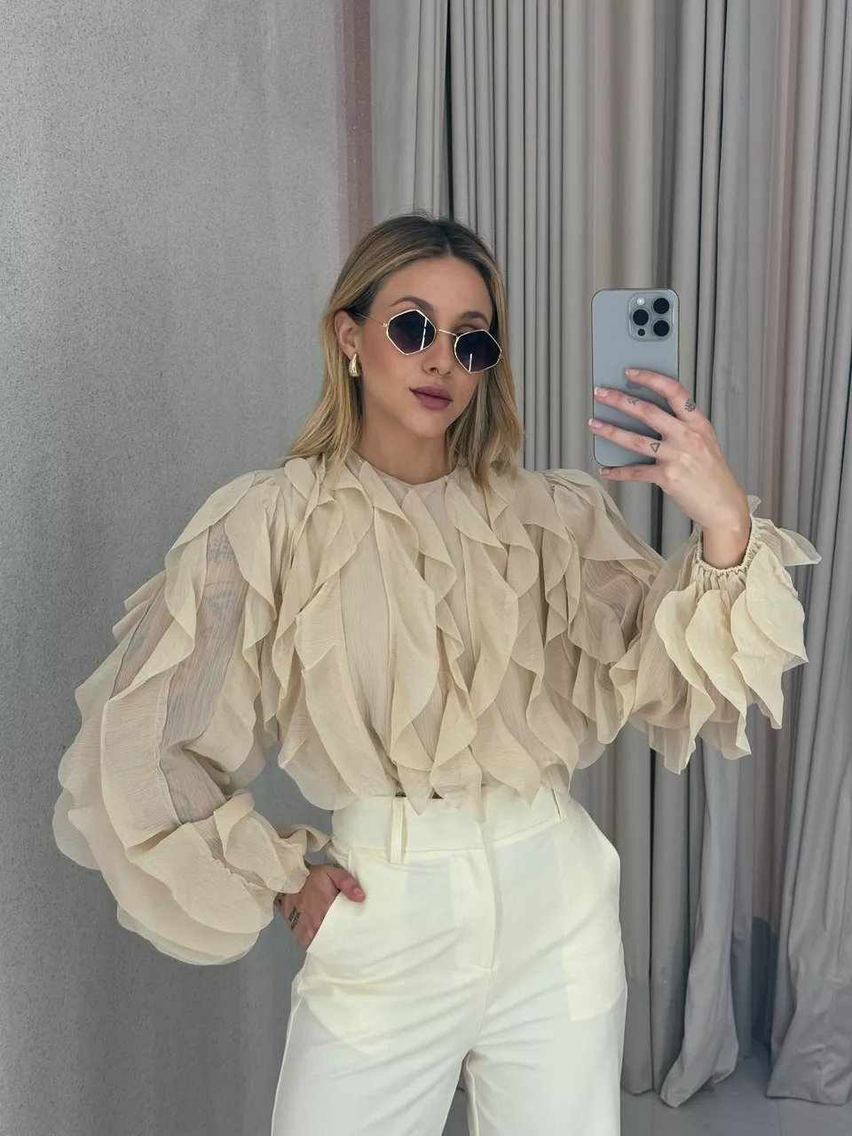 BLUSA FLÁVIA BABADO VERTICAL Nude
